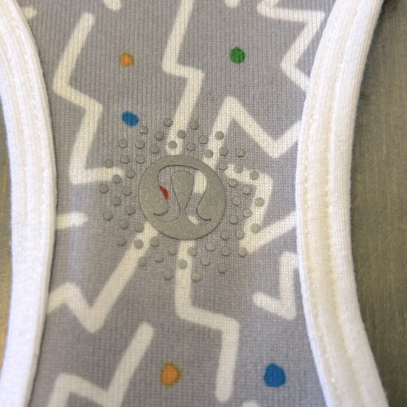 Sea Wheeze Tank Top S-M - Picture 2 of 2